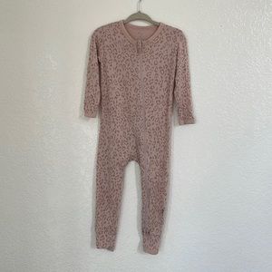 Kyte Baby Zip Romper in Blush Small Leopard 2T
